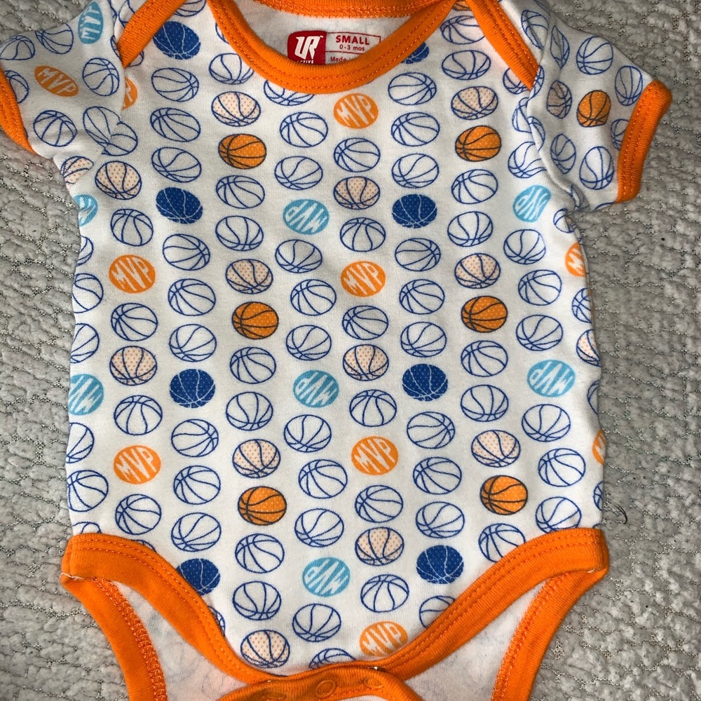 UR Active - Short Sleeve Onesie